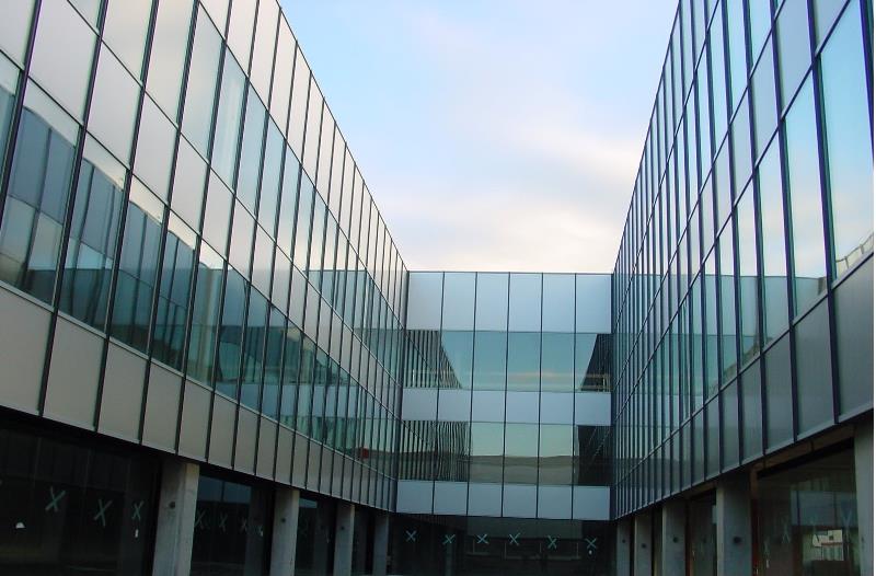 Cristales y Aluminios GUMO Muros, Cortinas y Fachadas Integrales
